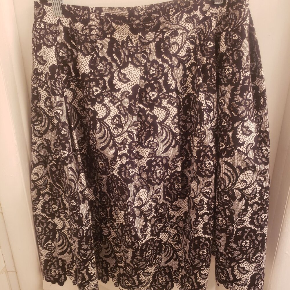 White House Black Market skirt size 14